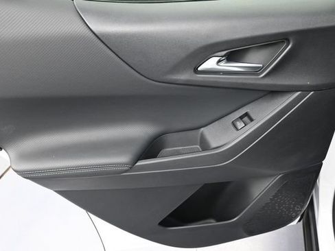 New 2026 Chevrolet Equinox LT w/ Safety and Technology Package FWD image 25