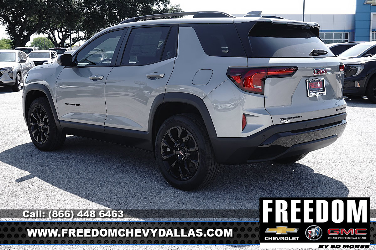 New 2027 GMC Terrain Elevation w/ Elevation Premium Package FWD image 5