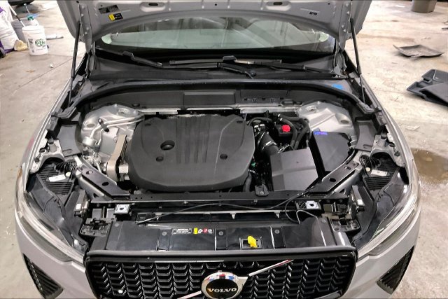 Used 2024 Volvo XC60 B5 Plus w/ Protection Package Premier AWD/4WD image 13