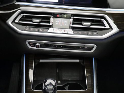 Used 2021 BMW X5 xDrive45e w/ Parking Assistance Package image 36