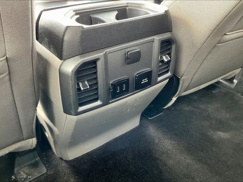 Used 2017 Ford F150 XLT w/ Equipment Group 302A Luxury image 24