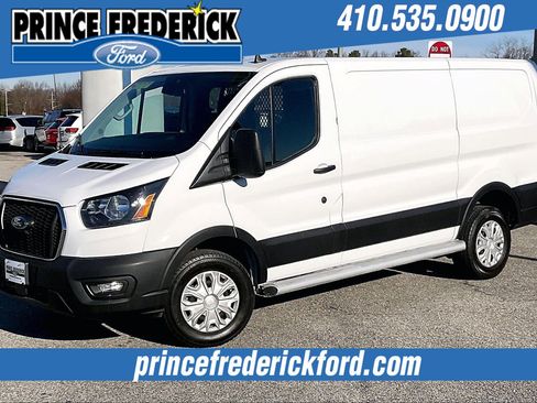 Used 2024 Ford Transit 250 Low Roof w/ Exterior Upgrade Package image 3