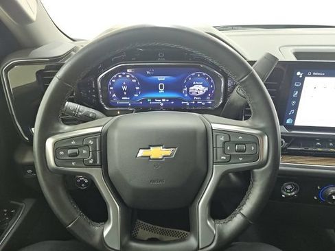 Used 2024 Chevrolet Silverado 1500 LT AWD/4WD image 6