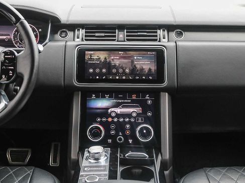 Used 2021 Land Rover Range Rover SV Autobiography Dynamic image 16