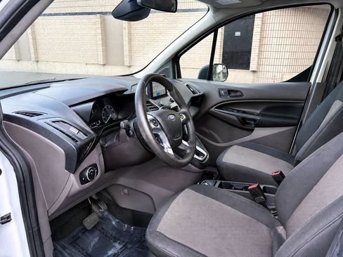 Used 2020 Ford Transit Connect XL FWD image 9