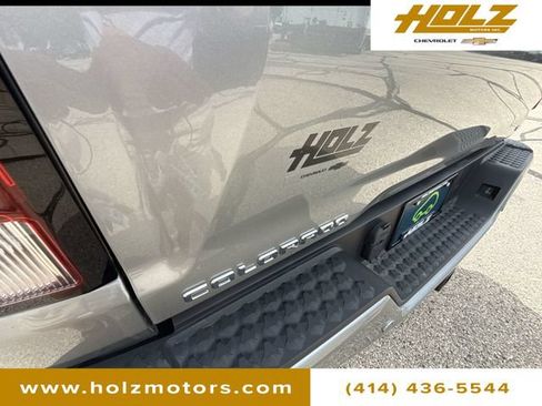 Certified 2023 Chevrolet Colorado LT w/ LT Convenience Package II AWD/4WD image 31