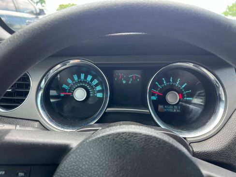 Used 2012 Ford Mustang Coupe RWD image 10