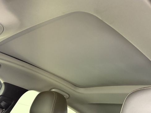 Used 2015 Chevrolet Impala LTZ image 18