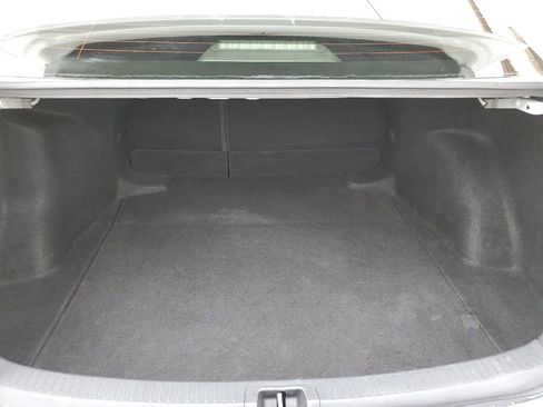 Used 2020 Toyota Corolla LE image 36