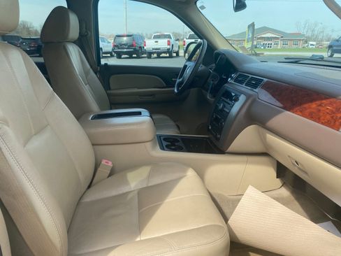 Used 2009 GMC Yukon SLT image 13