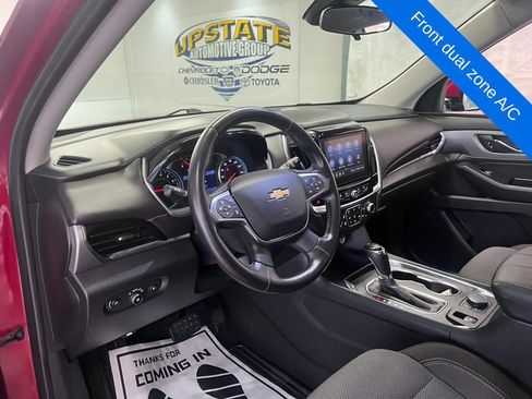 Used 2020 Chevrolet Traverse LT w/ Driver Confidence II Package image 7