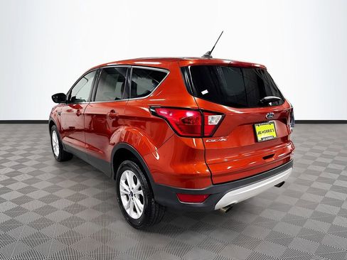 Used 2019 Ford Escape SE image 37