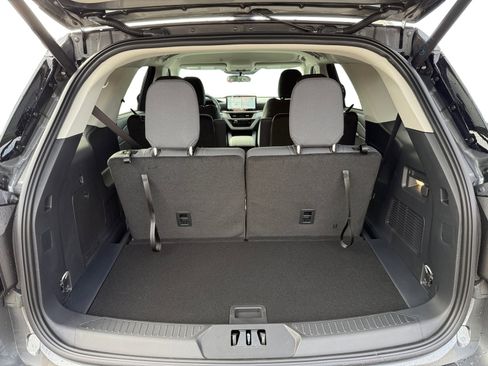 New 2026 Ford Explorer Active image 17