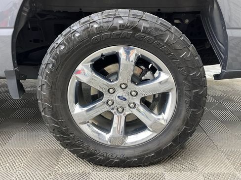 Used 2023 Ford F150 Lariat w/ Max Trailer Tow Package AWD/4WD image 30