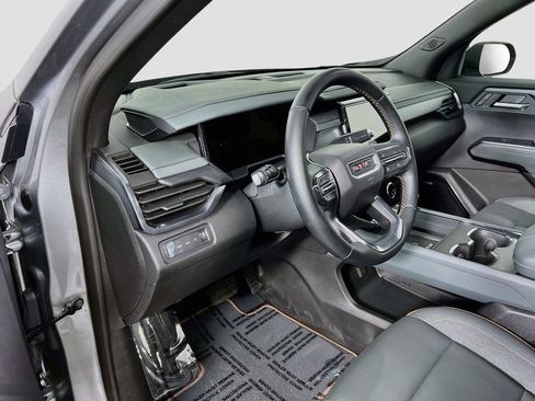 Certified 2024 GMC Acadia AT4 w/ Luxury Package AWD/4WD image 8