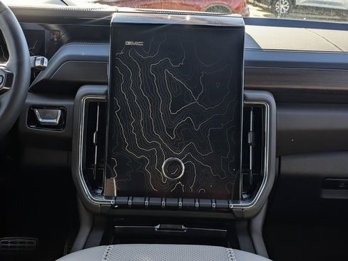 New 2026 GMC Yukon XL Denali image 25