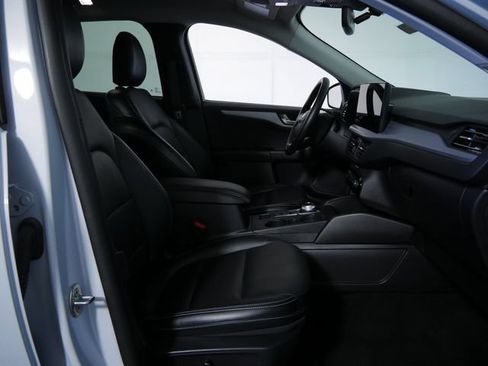 Used 2025 Ford Escape Platinum AWD/4WD image 11