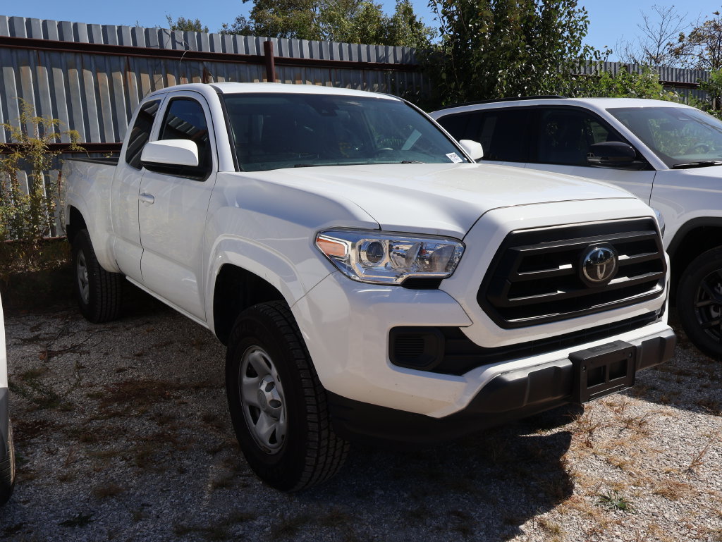 Used 2023 Toyota Tacoma SR w/ SR Convenience Package RWD image 16