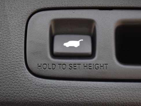 Used 2025 Honda CR-V EX-L image 18