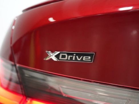 Used 2025 BMW 330i xDrive Sedan w/ M Sport Package image 10