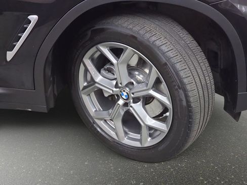 Used 2024 BMW X4 xDrive30i w/ Parking Assistance Package AWD/4WD image 34