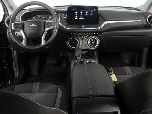 Used 2023 Chevrolet Blazer LT w/ Convenience Package image 10