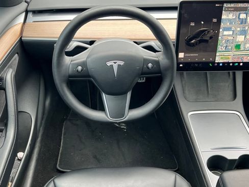 Used 2023 Tesla Model 3 Performance image 14