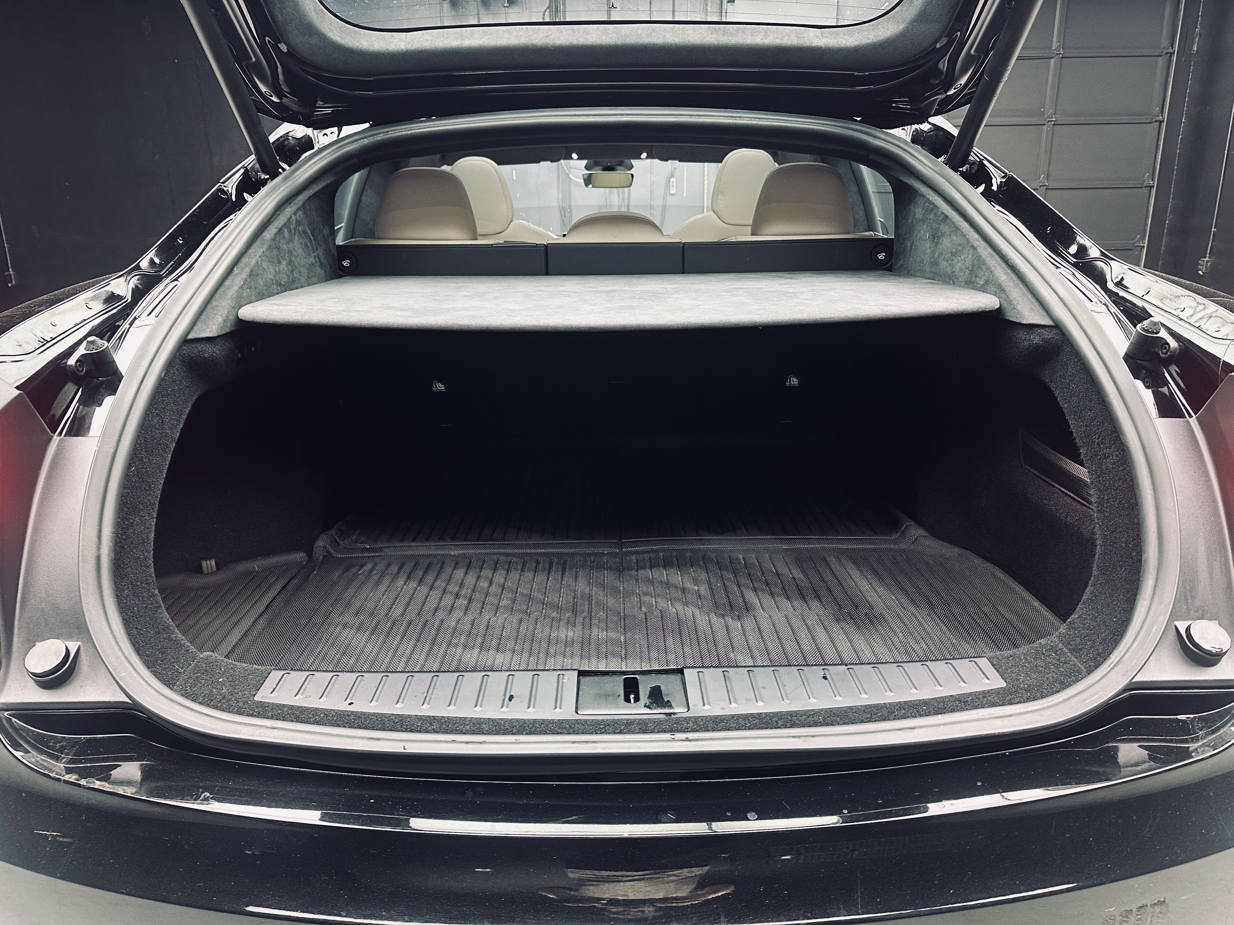 Used 2024 Tesla Model S AWD/4WD image 35