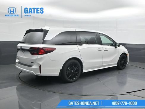 New 2026 Honda Odyssey Sport-L image 2