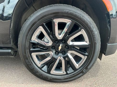 Used 2021 Chevrolet Tahoe High Country w/ Premium Package AWD/4WD image 41