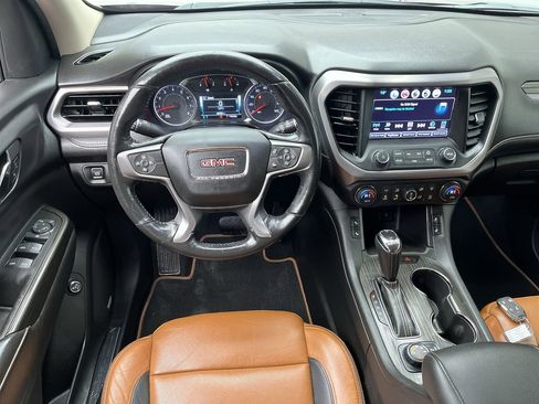 Used 2017 GMC Acadia SLT image 13