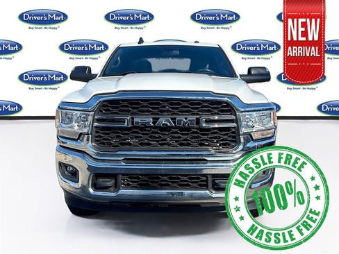 Used 2022 RAM 2500 Tradesman w/ Chrome Appearance Group image 2