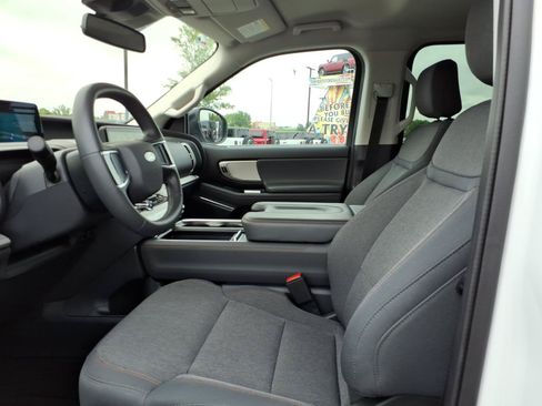Certified 2025 Ford Expedition Max Active RWD image 10