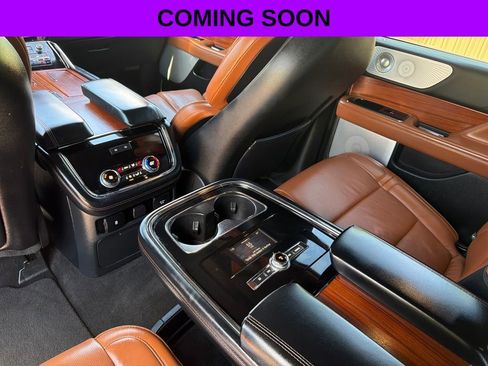 Used 2018 Lincoln Navigator Reserve w/ Technology Package AWD/4WD image 25