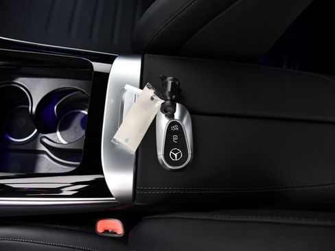 New 2026 Mercedes-Benz GLC 300 4MATIC image 21