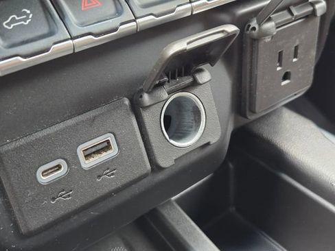 Used 2022 Chevrolet Silverado 3500 High Country AWD/4WD image 23