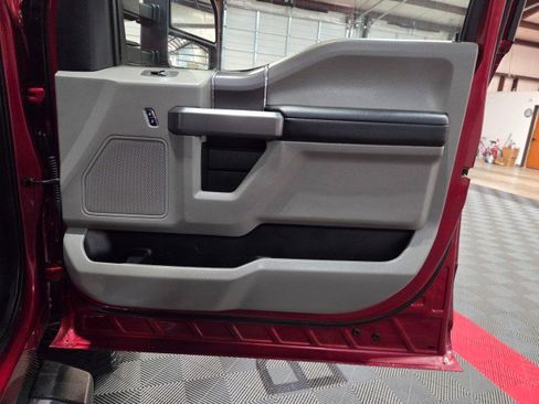 Used 2019 Ford F250 XLT w/ XLT Premium Package image 39