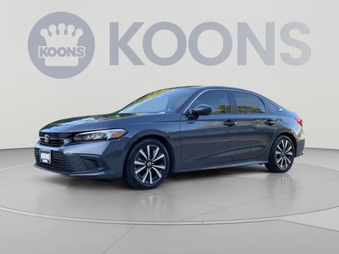 Used 2024 Honda Civic EX image 1