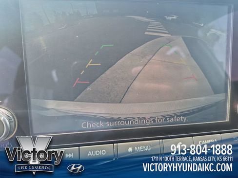 Used 2025 Nissan Altima 2.5 SV FWD image 19