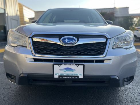 Used 2015 Subaru Forester 2.5i AWD/4WD image 8