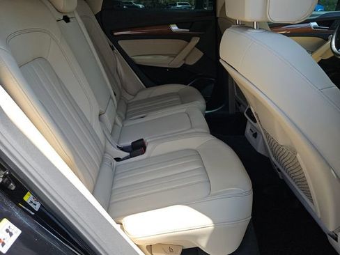 Used 2021 Audi Q5 2.0T Premium AWD/4WD image 14