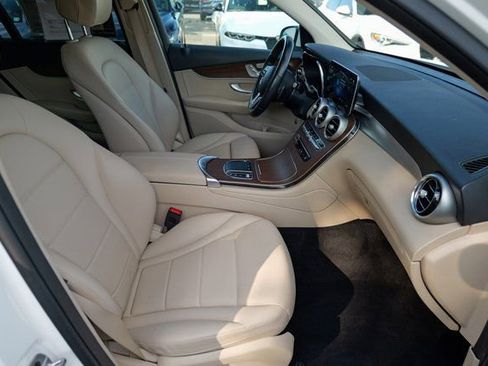 Used 2022 Mercedes-Benz GLC 300 GLC 300 image 34