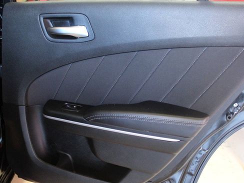 Used 2023 Dodge Charger SXT RWD image 12