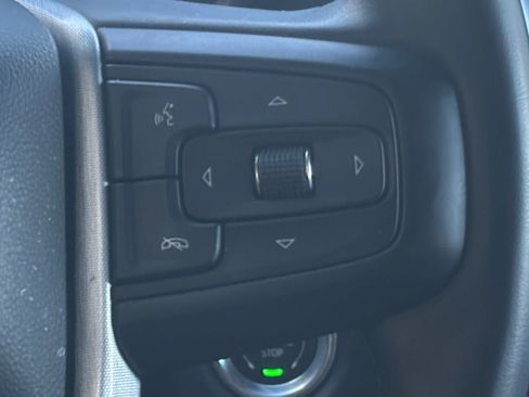 Used 2023 GMC Yukon XL SLT w/ SLT Premium Package image 13