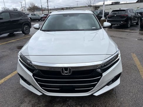 Used 2021 Honda Accord Touring image 10