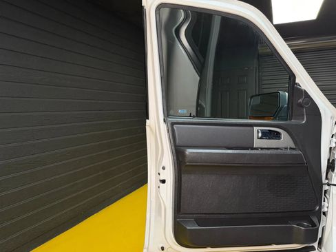 Used 2012 Ford Expedition EL Limited RWD image 28