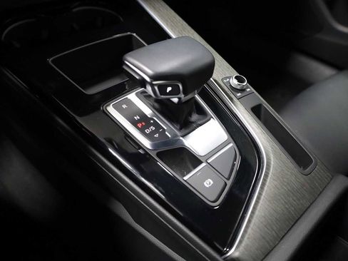 Used 2023 Audi A4 2.0T Premium w/ Convenience Package image 27