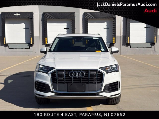 Used 2022 Audi Q7 3.0T Premium Plus w/ Premium Plus Package AWD/4WD image 2