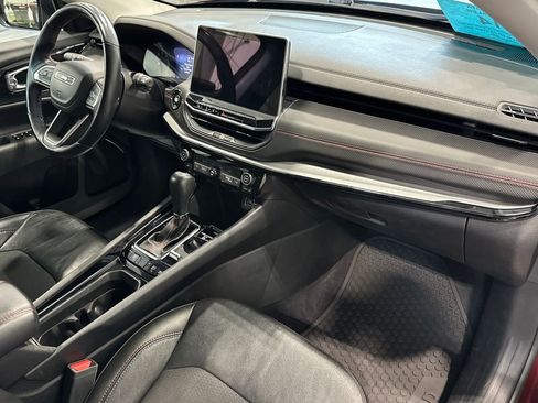 Used 2022 Jeep Compass Trailhawk w/ Trailhawk Convenience Group image 38