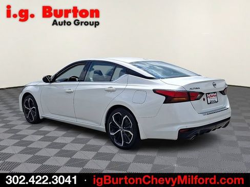 Used 2023 Nissan Altima 2.5 SR FWD image 4